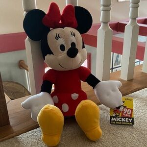 Disney Minnie Mouse Plush - Red, Yellow, White     NEW